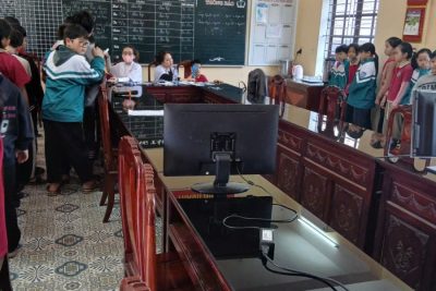 Trường Tiểu học Thành Lợi phối hợp với Bệnh viện Mắt Hà Nội – Nam Định tổ chức khám sàng lọc tật khúc xạ miễn phí cho học sinh trong tháng 11/2025