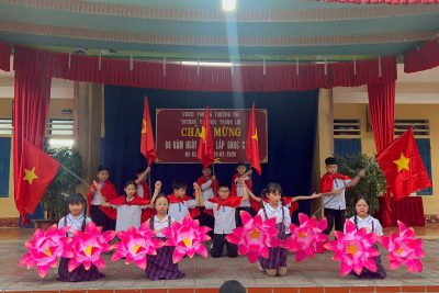 Sinh hoạt dưới cờ Chủ đề Kỷ niệm 96 năm thành lập Đảng cộng Sản Việt Nam 03/2/1930 – 03/2/2026